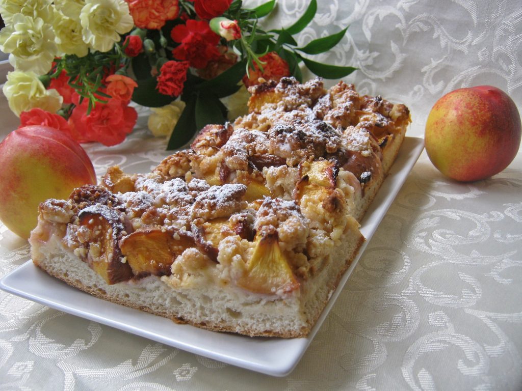 ciasto-drozdzowe-z-nektarynami01